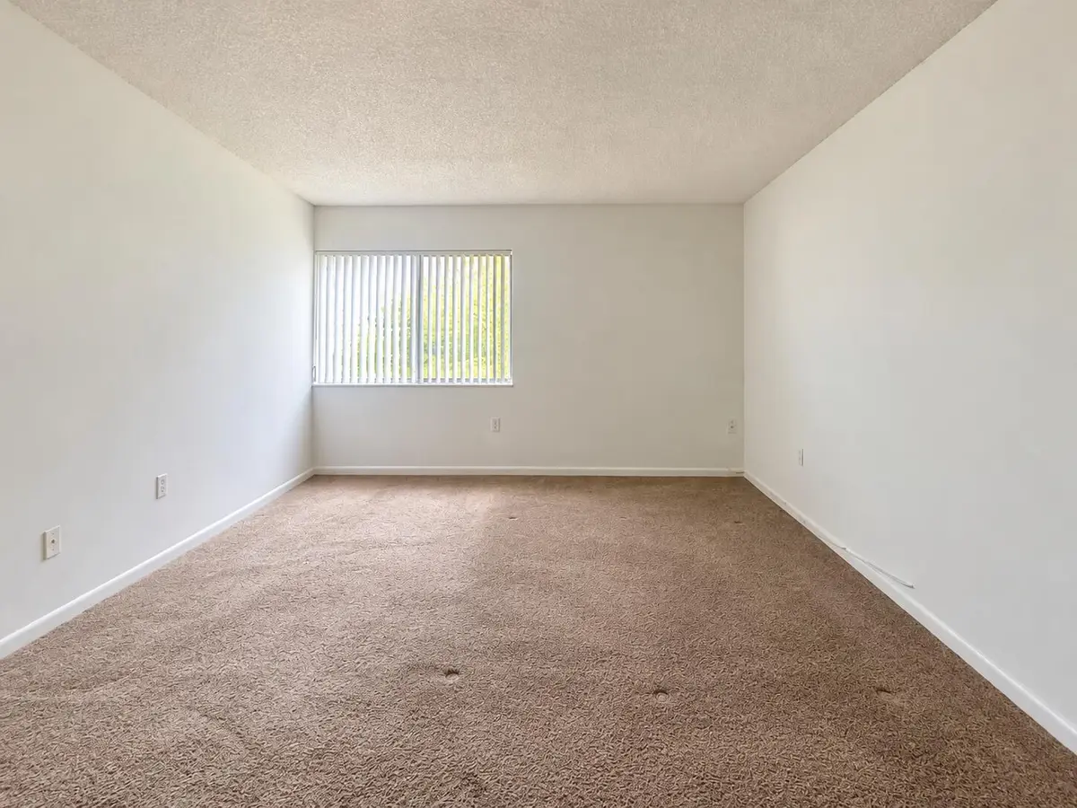E700D463-C895-4C60-9316-0567D2455C65 at 711 N Pine Island Road 204, Plantation
