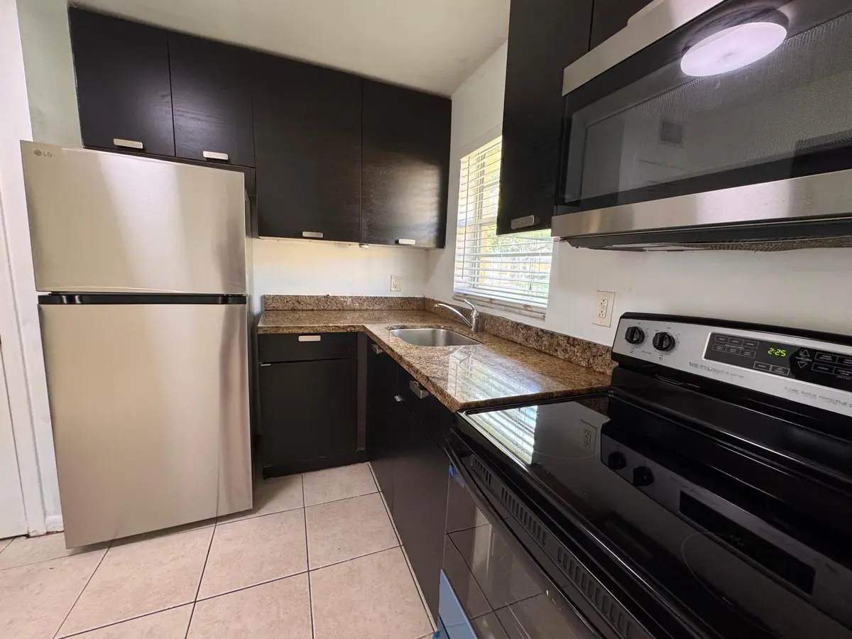 5150 4 at 5150 NE 6TH Avenue 114, Oakland Park