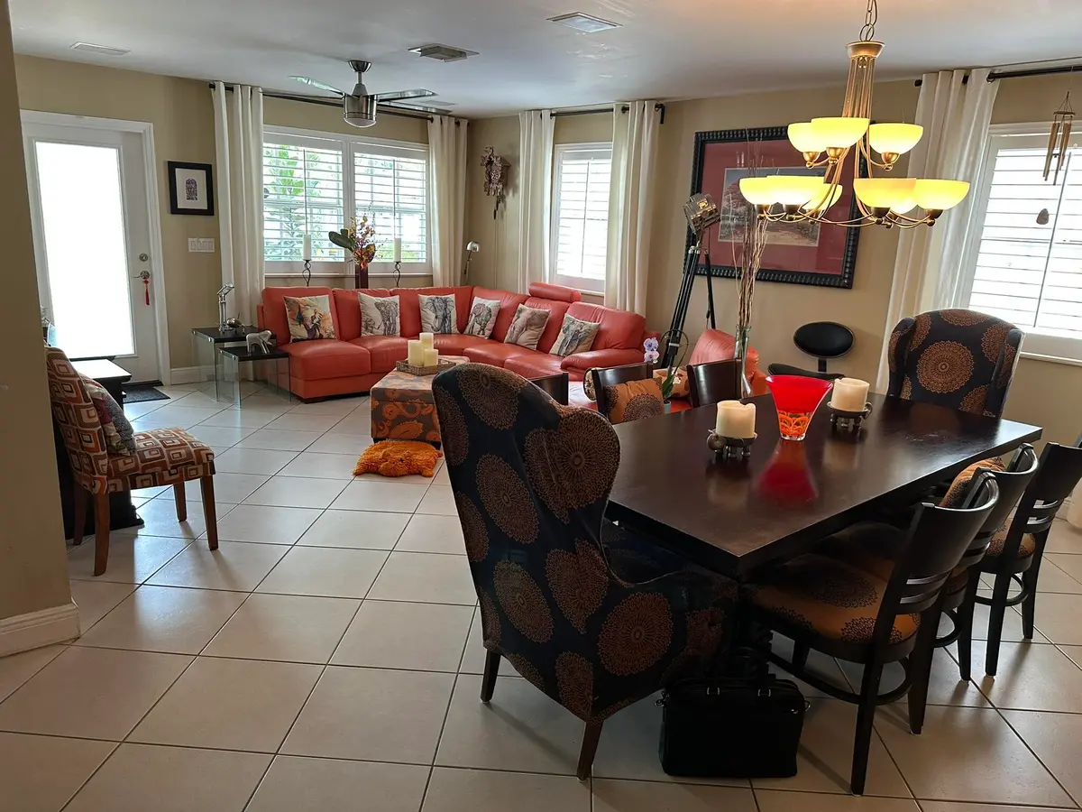 Fred 5 at 3040 NW 7TH Street, Fort Lauderdale