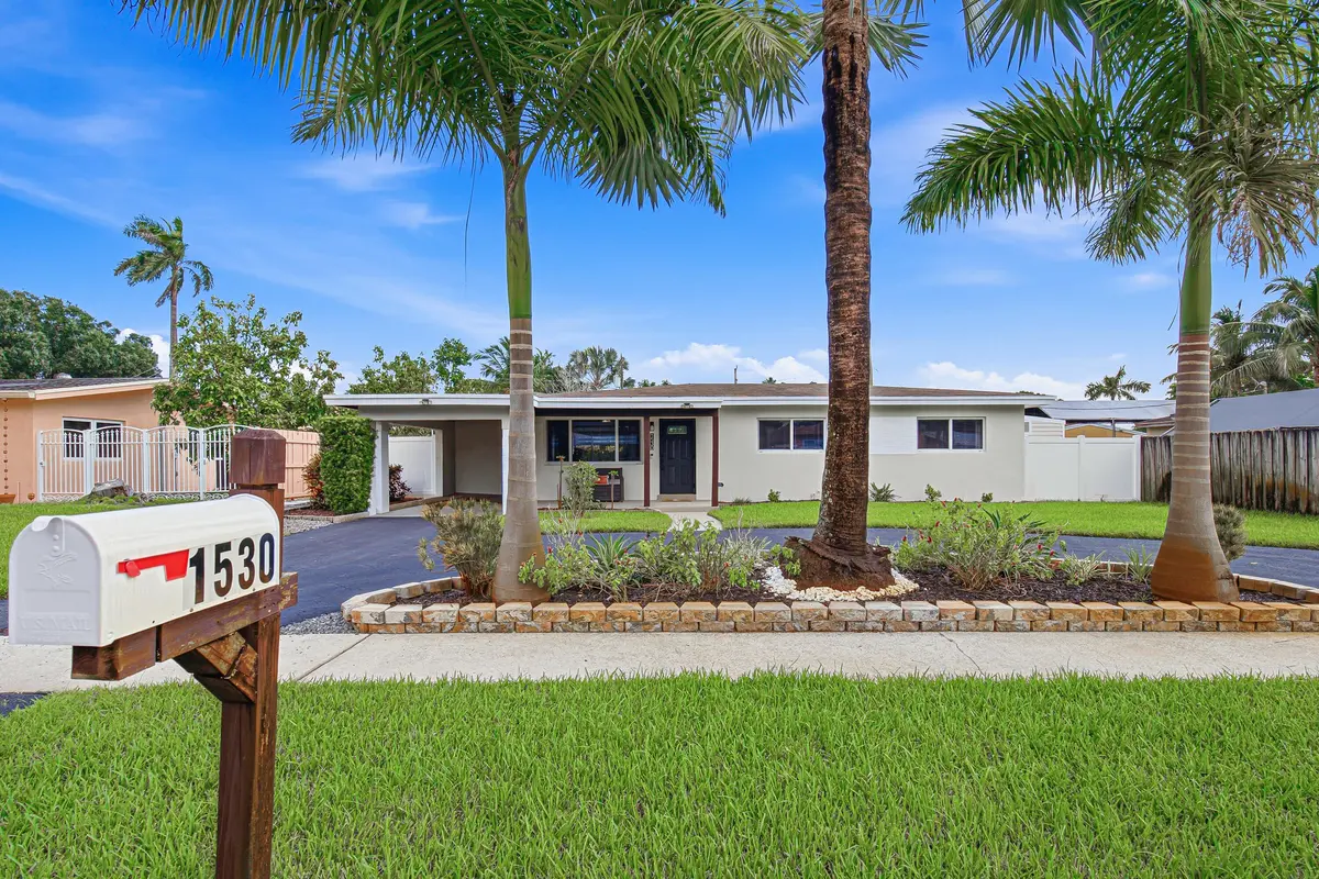 05-Front Home at 1530 SW 25TH Avenue, Fort Lauderdale