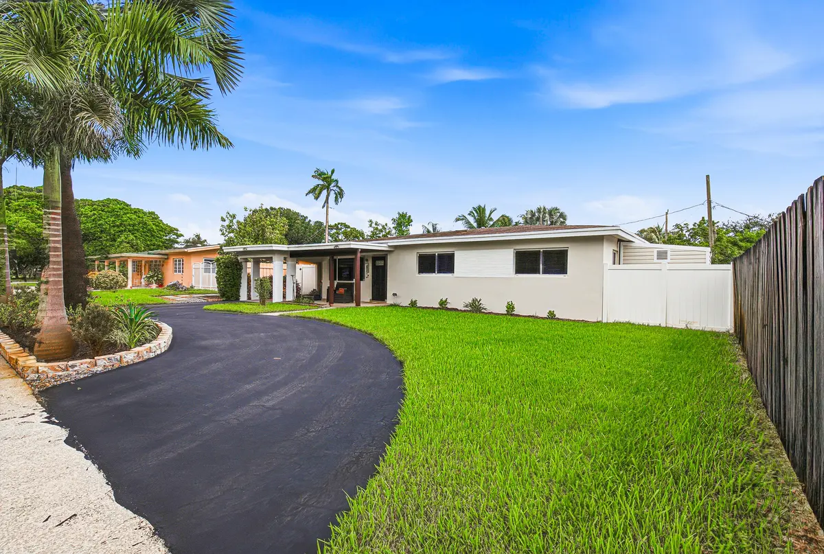 06-Front Home-B at 1530 SW 25TH Avenue, Fort Lauderdale