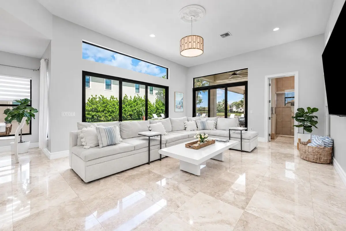 Coastal Family Room at 16716 Strasbourg Lane, Delray Beach