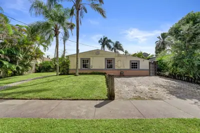 2714 SCOTT Street, Hollywood – Single Family Residence for sale