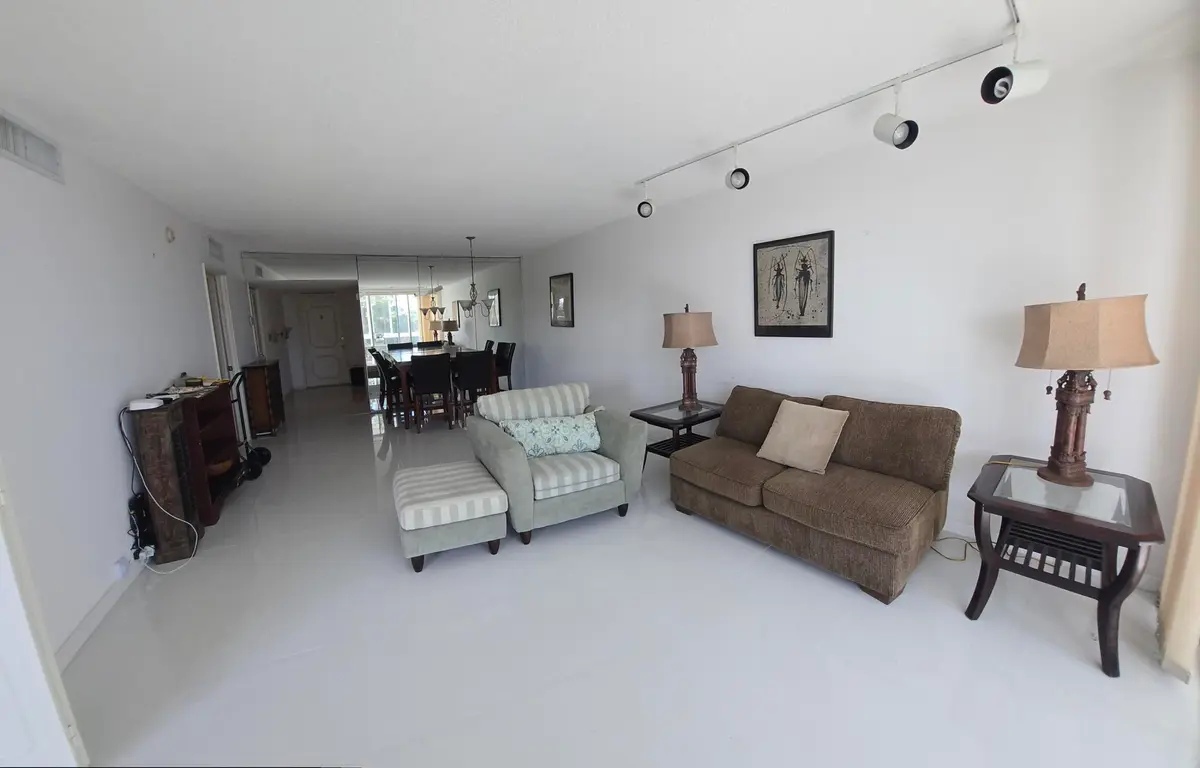 Living and Dining at 3150 N Course Lane 409, Pompano Beach