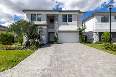 20027 Hirono Lane, Boca Raton – Single Family Residence for rent
