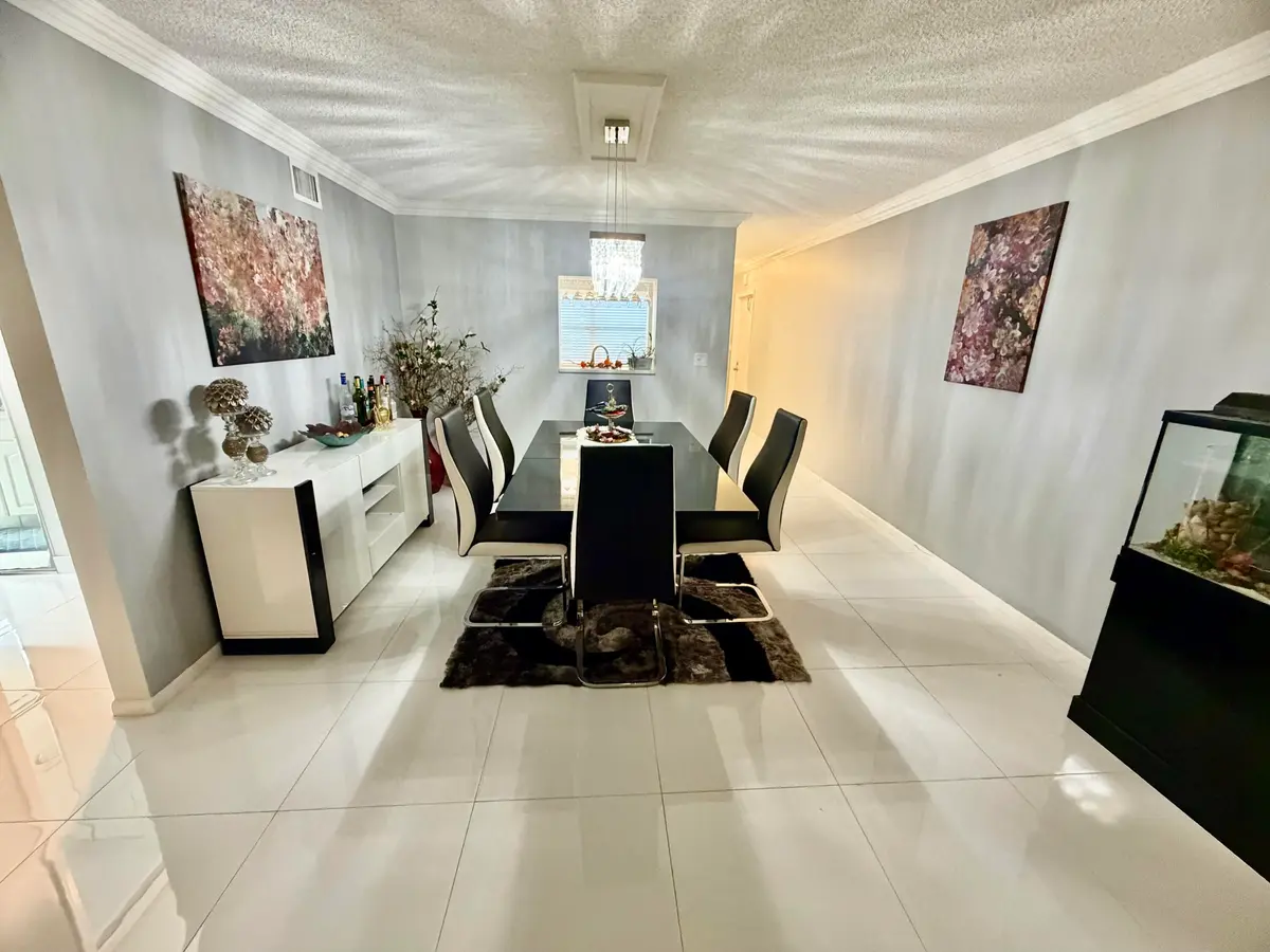 DINING AREA at 4401 MARTINIQUE Court H2, Coconut Creek