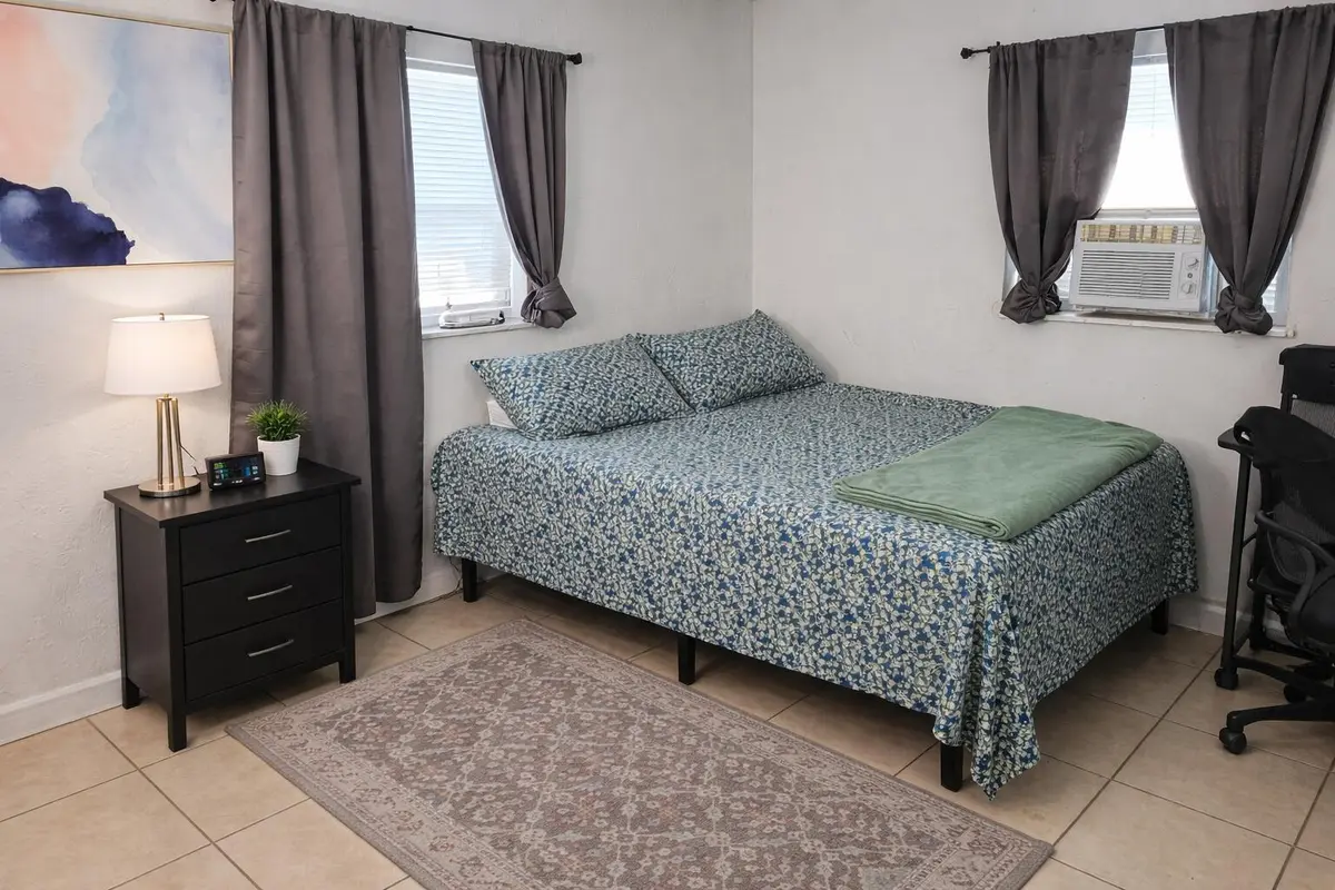 bedroom2 at 2330 NE 1ST Avenue, Pompano Beach