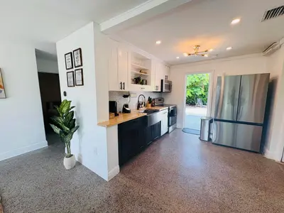 2711 NE 11TH Terrace, Pompano Beach – Single Family Residence for sale