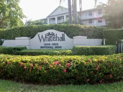 3520 WHITEHALL Drive 302, West Palm Beach – Condominium for rent