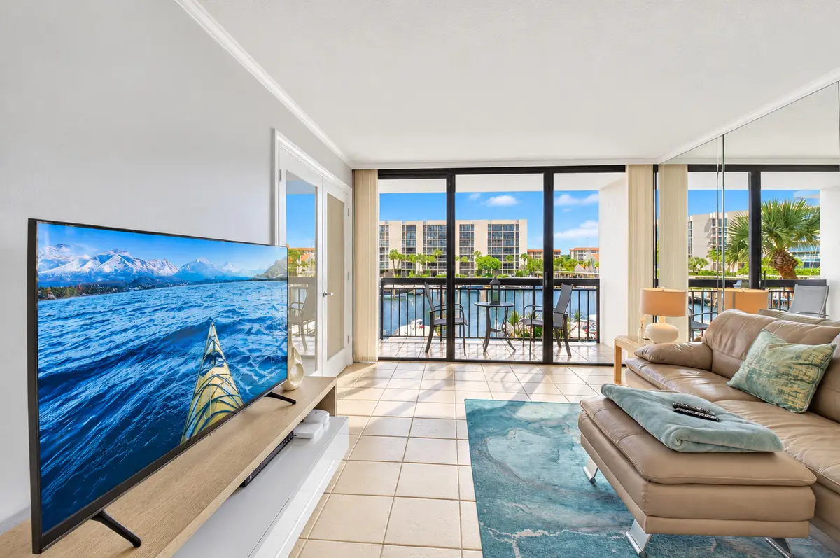 DSC_4899_sunny at 2687 N OCEAN Boulevard G206, Boca Raton