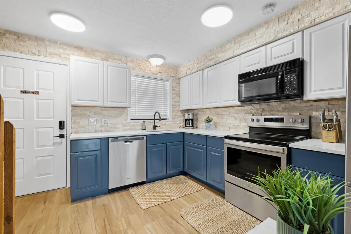Nunez Property-22 at 1300 SEAWAY Drive 4, Fort Pierce