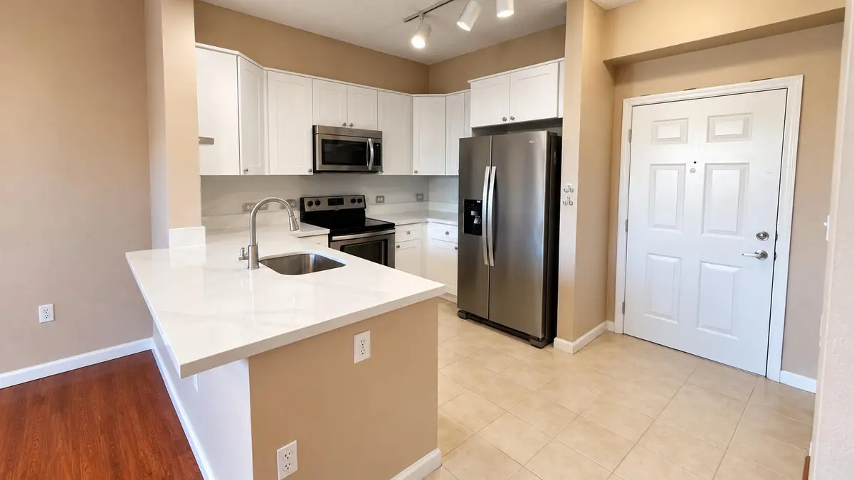 kitchen 1 at 533 NE 3RD Avenue 548, Fort Lauderdale