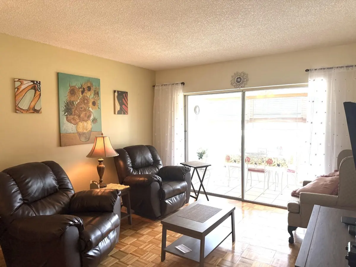 2d49fb1e-24a7-4fdf-91cb-3b5cb75f62b2 at 2991 NW 46TH Avenue 207, Lauderdale Lakes
