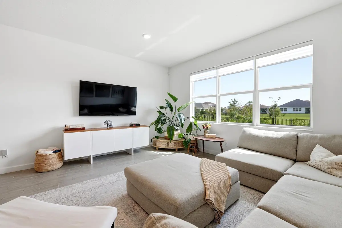 Living Room at 1534 HERON NOOK Road, The Acreage