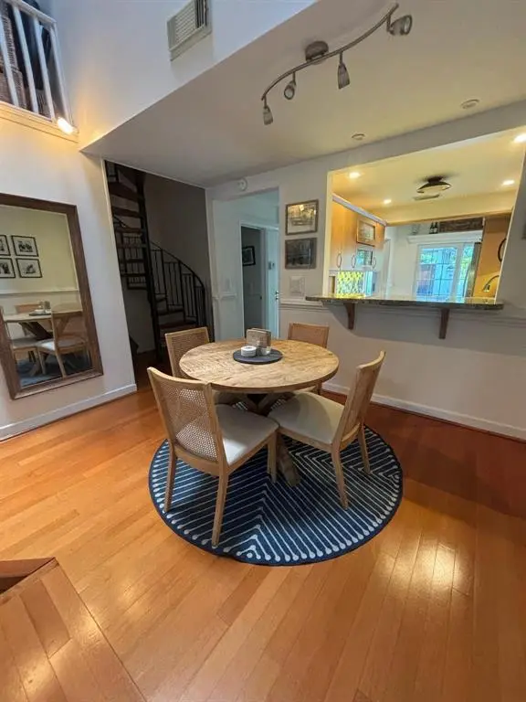 224 dining at 224 NE 16th Terrace, Fort Lauderdale