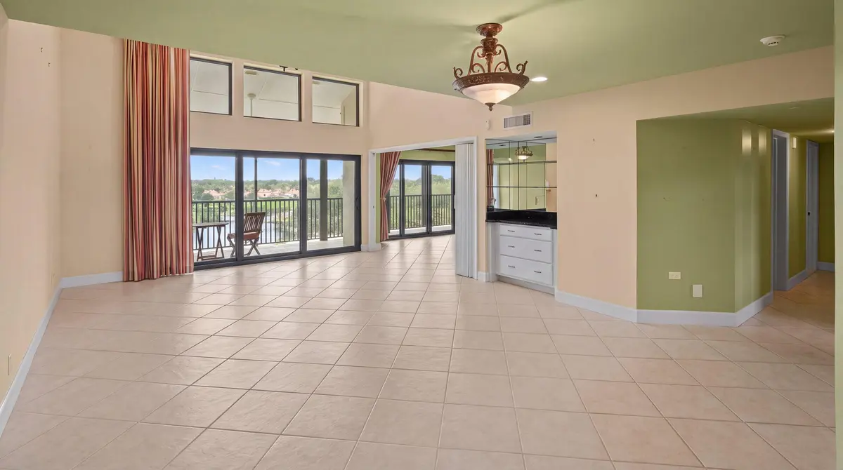 16910 Bay St E501 3 at 16910 BAY Street E501, Jupiter