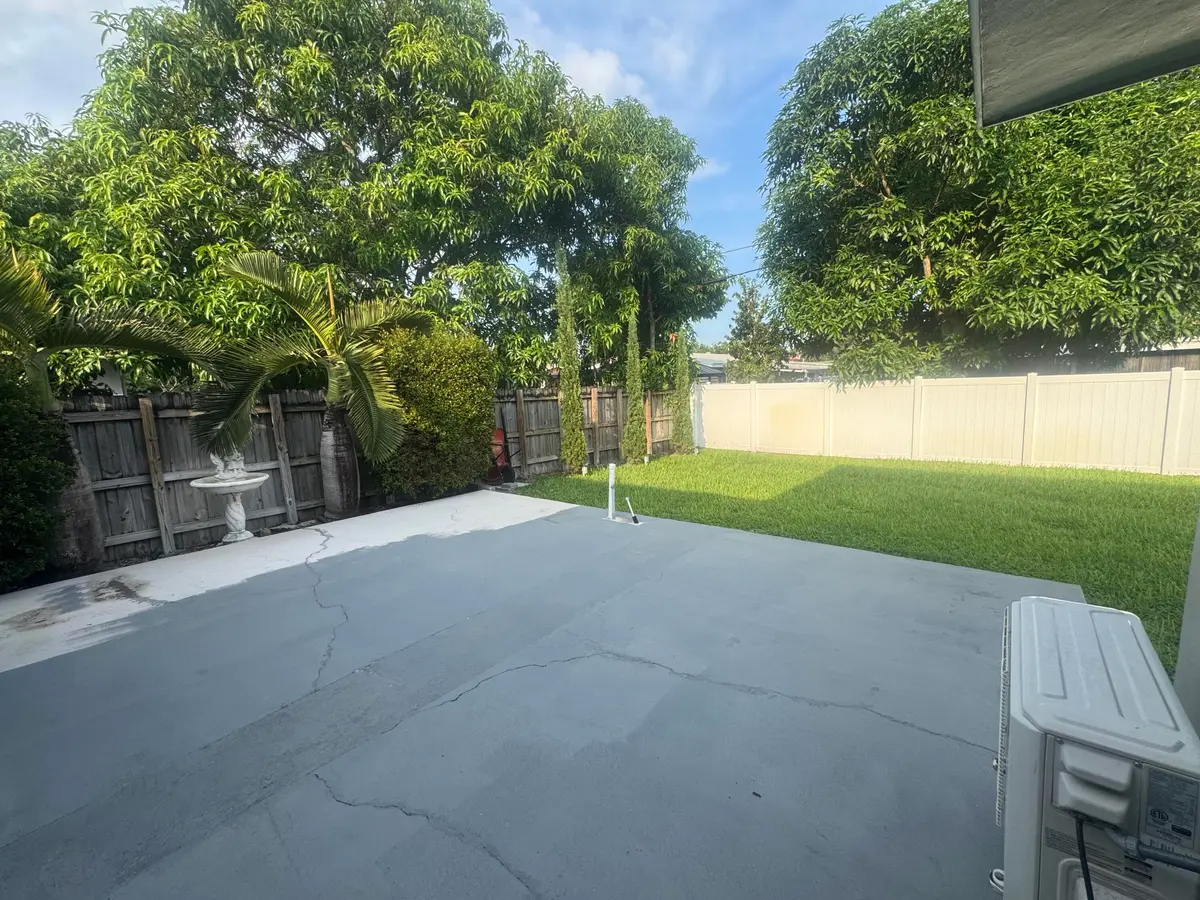 IMG_6006 at 1431 NW 79TH Way, Pembroke Pines