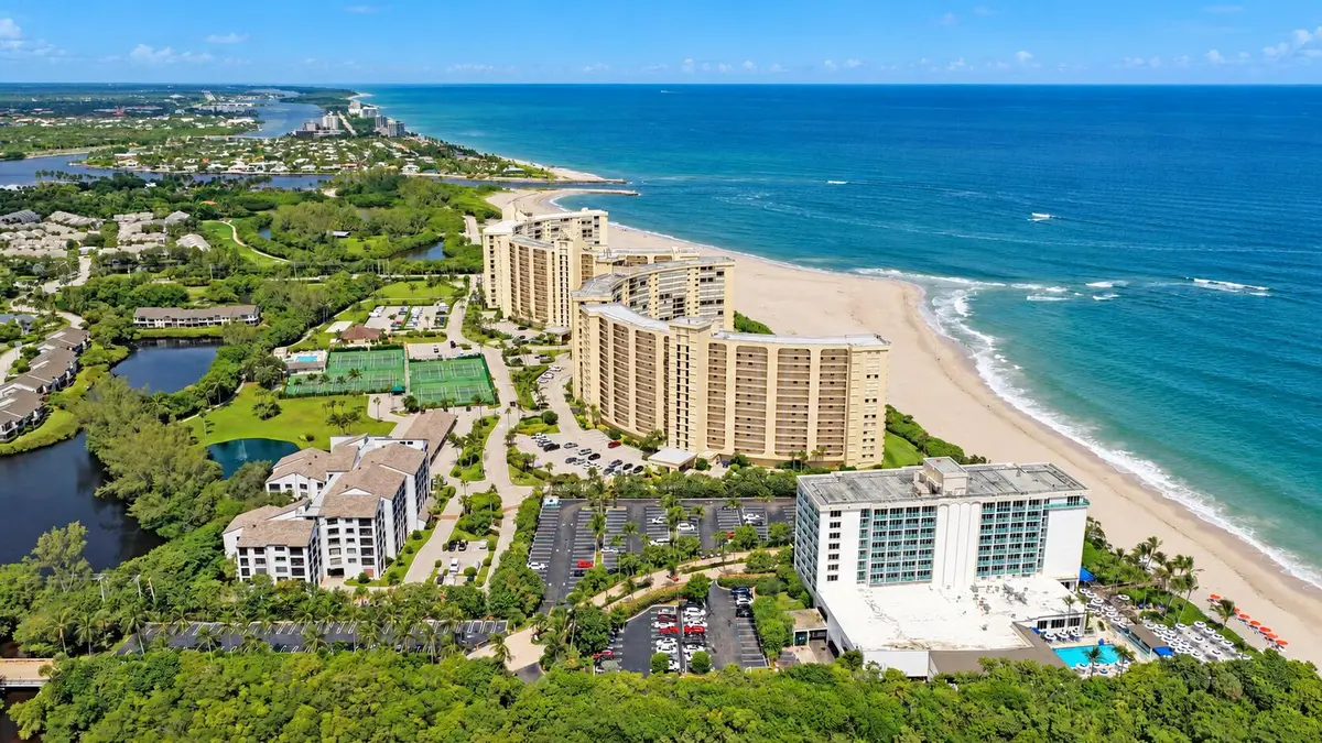 Aerial at 500 OCEAN TRAIL Way 207, Jupiter