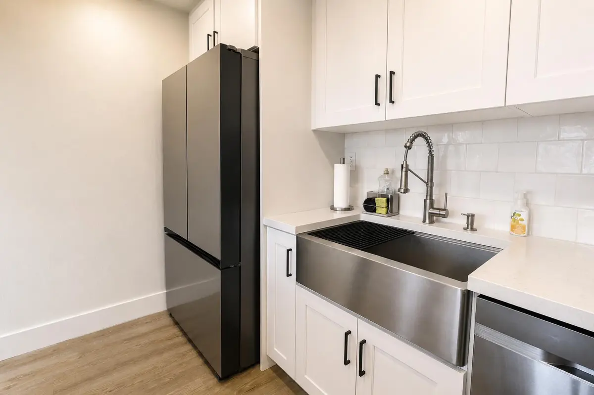 Kitchen at 9491 EVERGREEN Place 307, Davie