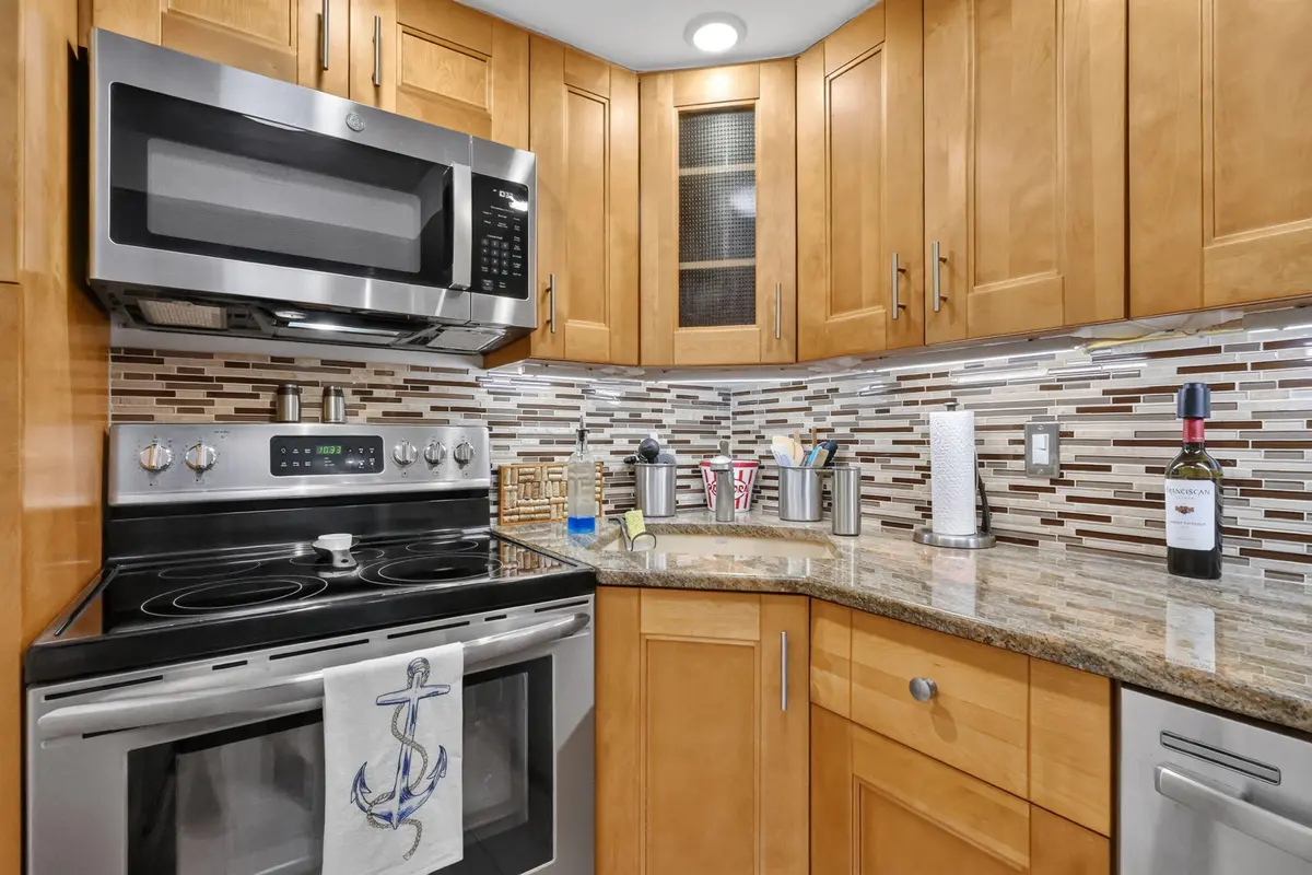 Kitchen at 120 Lehane Terrace 308, North Palm Beach