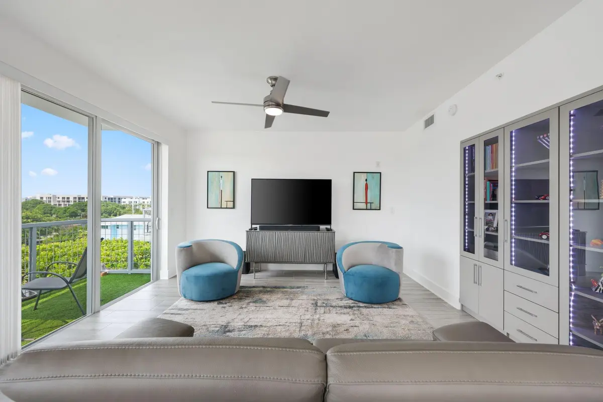 236 Southeast 5th Avenue - 10.jpg-SMALL at 236 SE 5th Avenue 312, Delray Beach