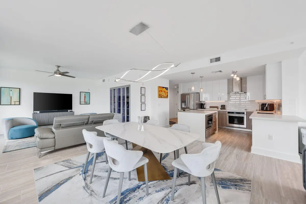 236 Southeast 5th Avenue - 13.jpg-SMALL at 236 SE 5th Avenue 312, Delray Beach
