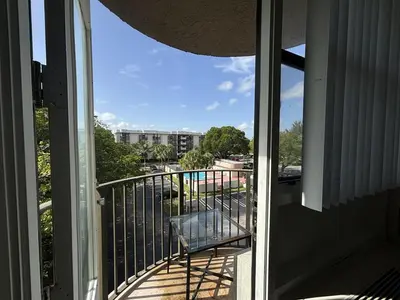 2771 RIVERSIDE Drive 403-A, Coral Springs – Condominium for rent