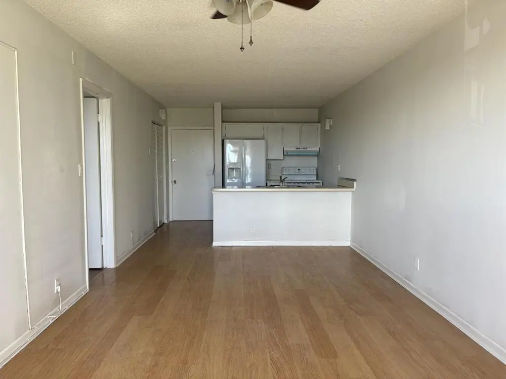 t3 at 2771 RIVERSIDE Drive 403-A, Coral Springs