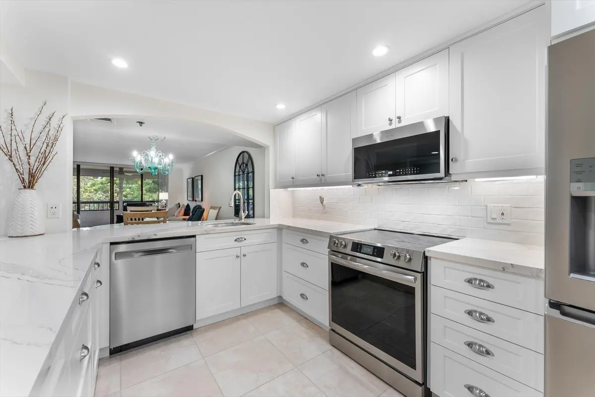 Kitchen at 6420 Boca Del Mar Drive 201, Boca Raton