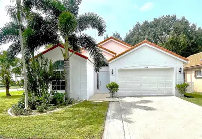 1713 CARRIAGE BROOKE Drive, Wellington – Single Family Residence for rent