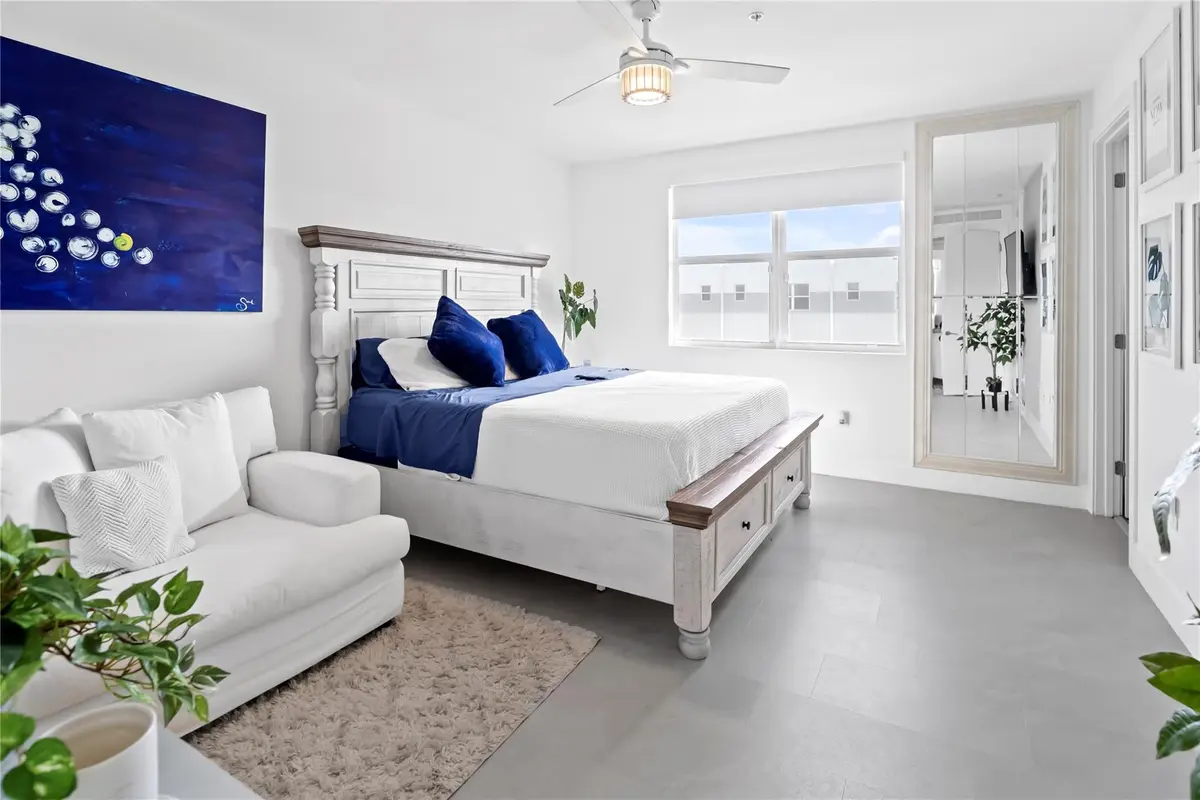 Photo 1 at 410 NE 36TH Street 7, Oakland Park