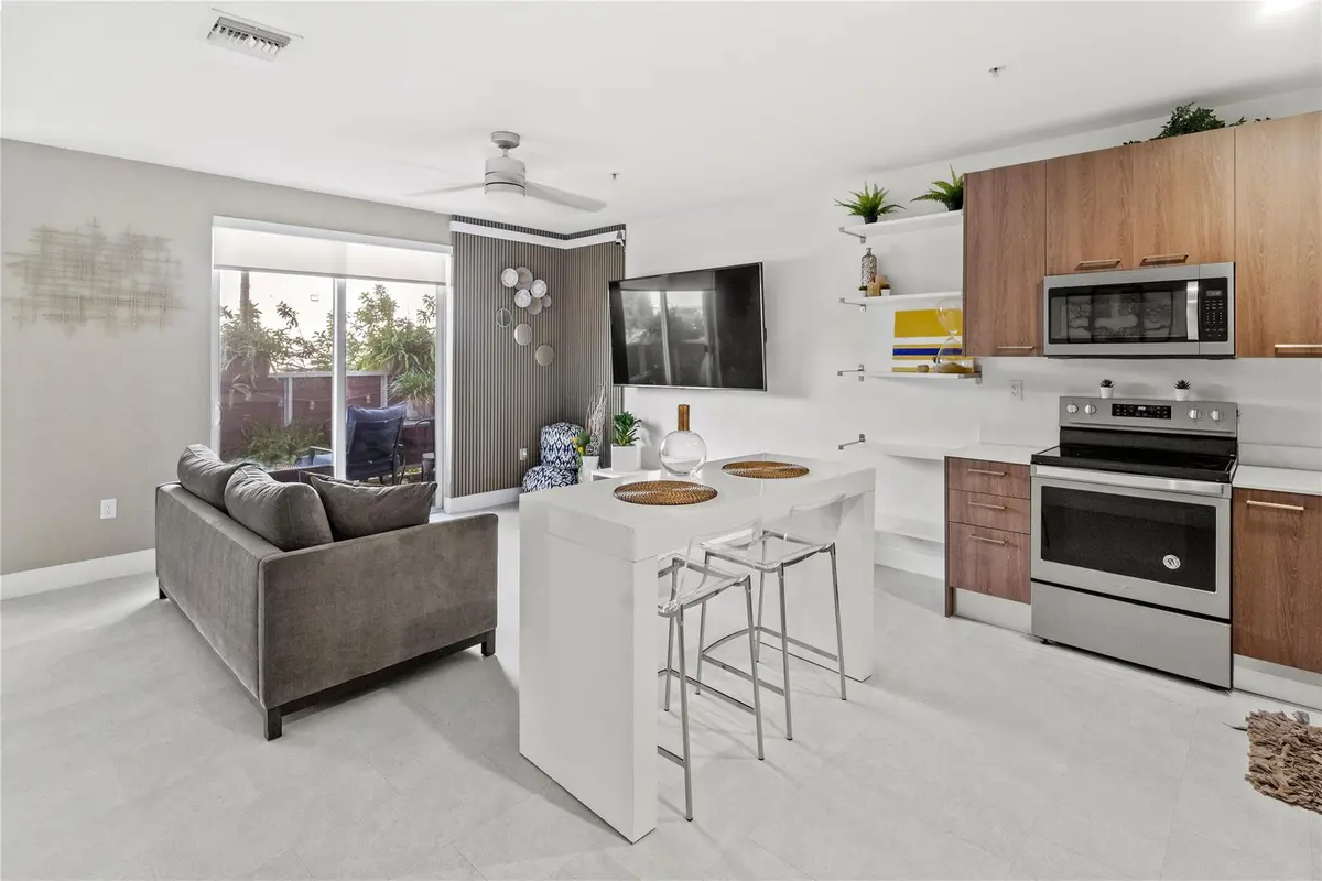 Photo 5 at 410 NE 36TH Street 7, Oakland Park