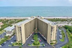 Sea pointe rear view at 801 S Ocean Drive 307, Fort Pierce