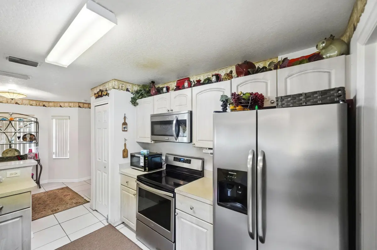 _DSC3439 at 1512 N 42ND Street, Fort Pierce