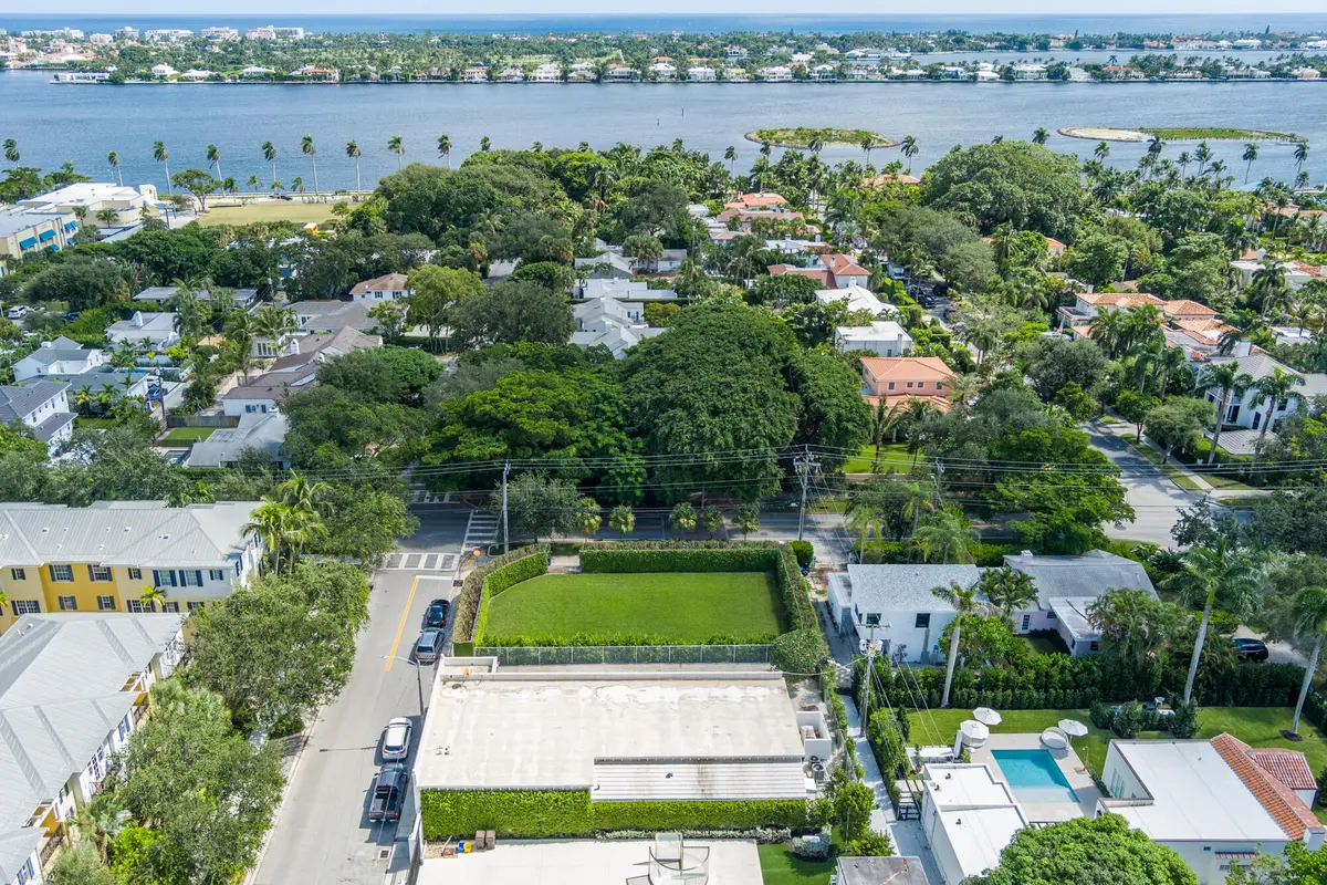 low-1 at 2005 S Olive Avenue, West Palm Beach
