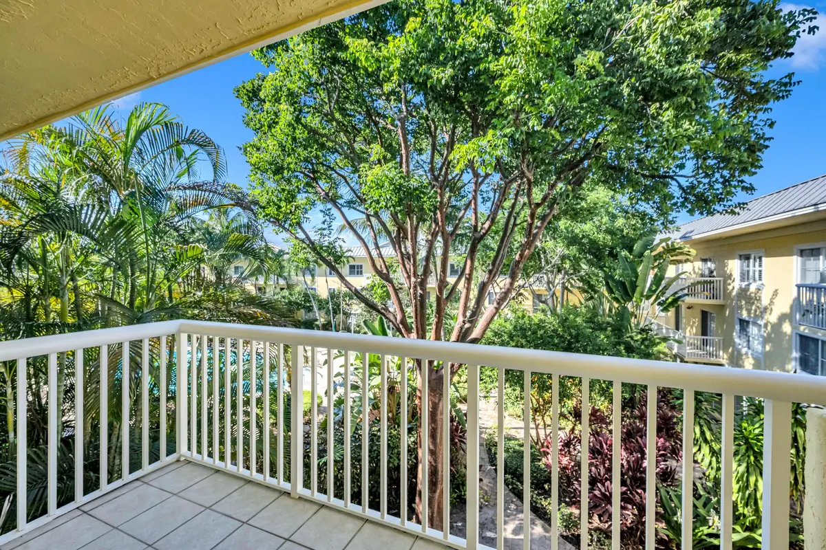 151 NE 16TH AVE #369-18 at 151 NE 16th Avenue 369, Fort Lauderdale