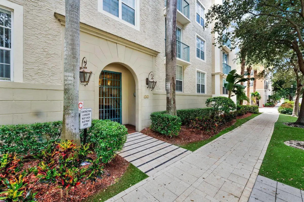 1500x1000-2 at 630 S Sapodilla Avenue 433, West Palm Beach