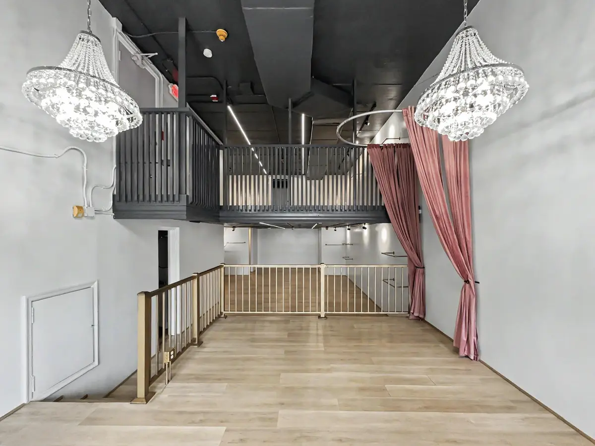 ENtrance at 3020 N Federal Highway #6, Fort Lauderdale