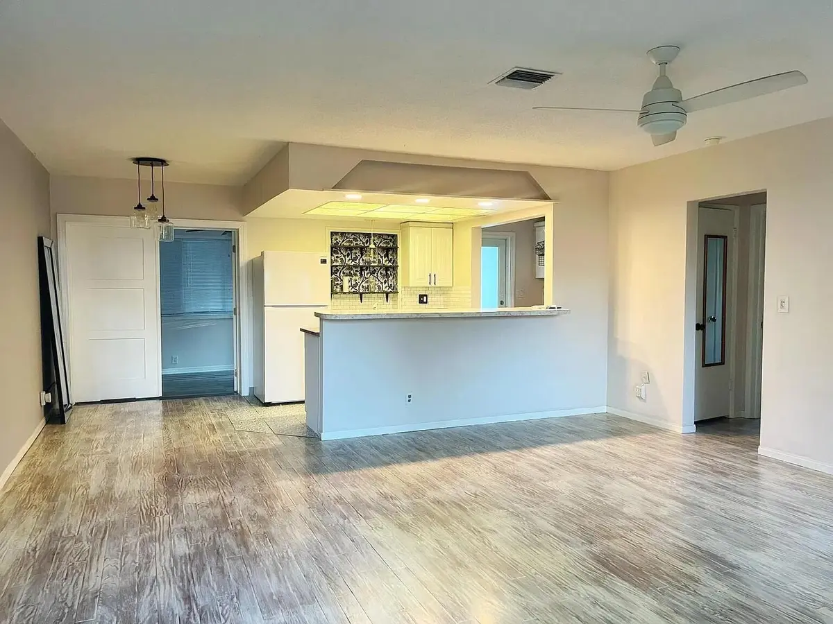 21fc21ca0b06df05a7f014cb1774e599-uncropp at 1521 SW 1st Terrace 2, Pompano Beach