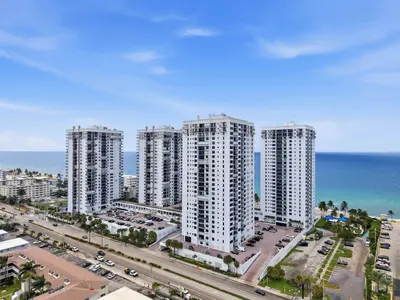 2101 S OCEAN 202, Hollywood – Condominium for sale