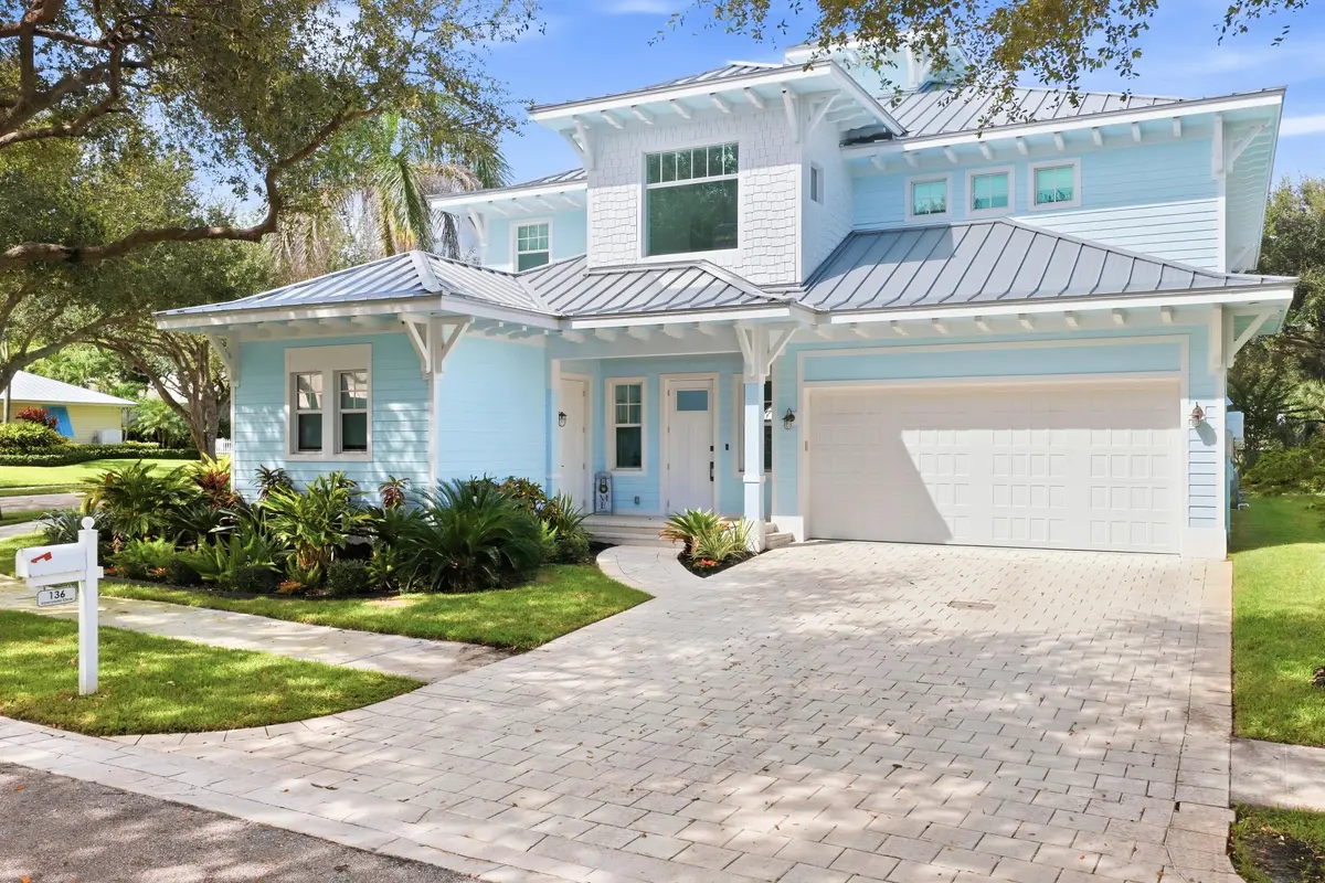Front Of Home at 136 INTRACOASTAL Circle, Tequesta