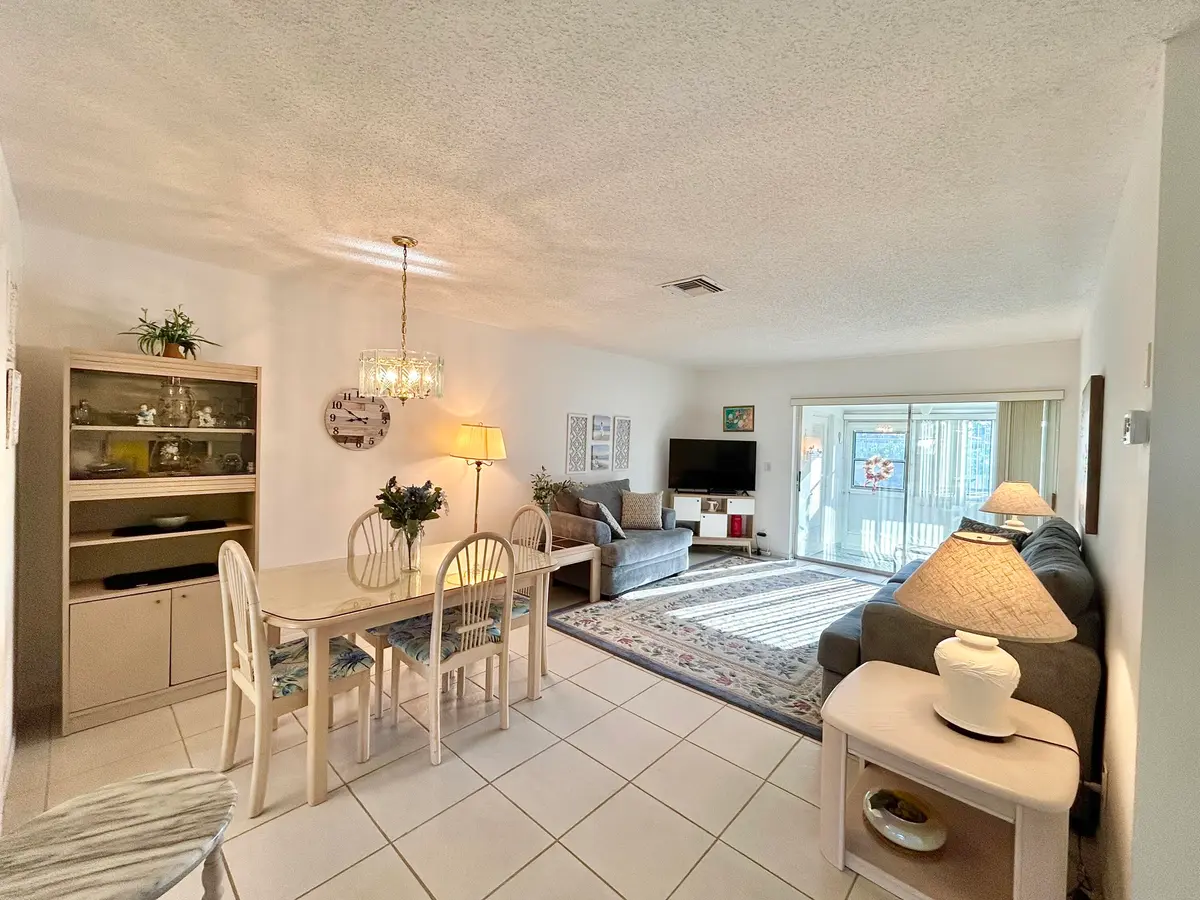 IMG_3960 at 2653 Dudley Drive F, West Palm Beach