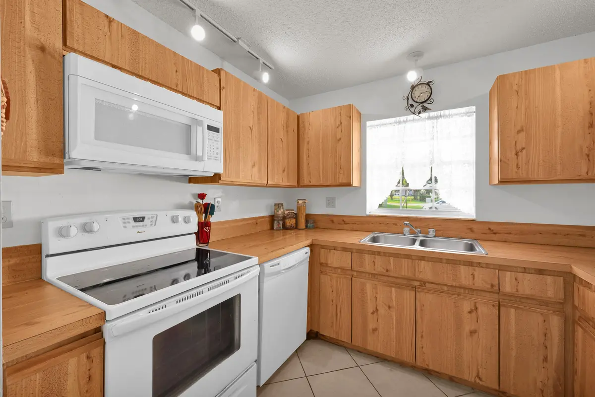 8P3A6166 at 1738 Lakefront Boulevard D, Fort Pierce