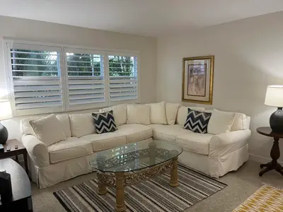 700 Bayshore Drive 21, Fort Lauderdale – Stock Cooperative for sale
