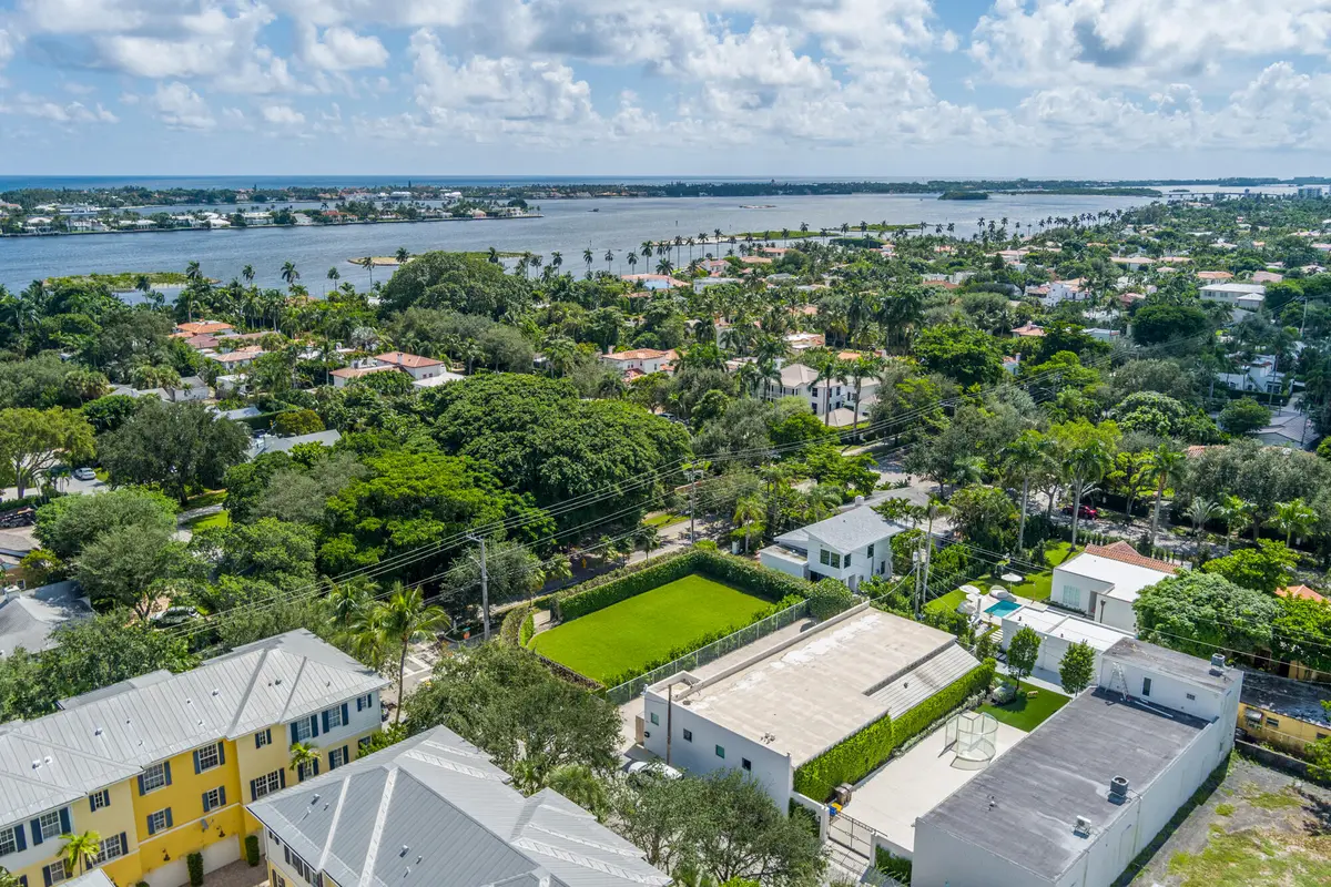 low-6 at 2005 S Olive Avenue, West Palm Beach