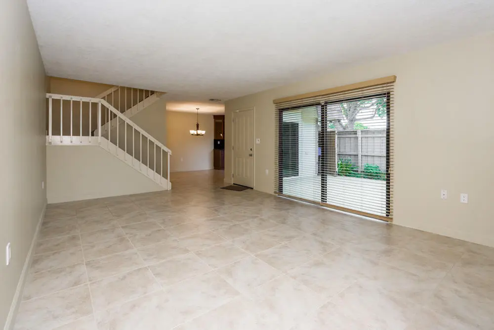 20170904013631411394000000-o at 818 8TH Court, Palm Beach Gardens