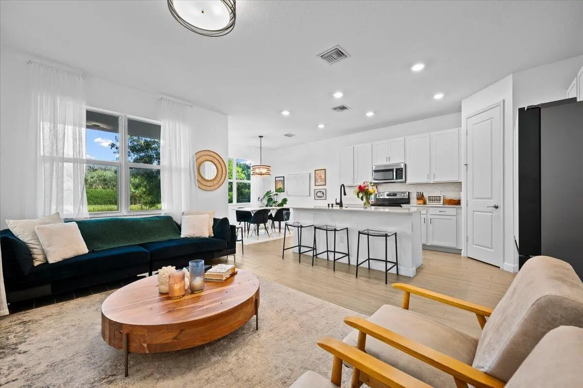 LIVING ROOM/KITCHEN/DINING ROOM at 4886 Navali Drive, Wellington