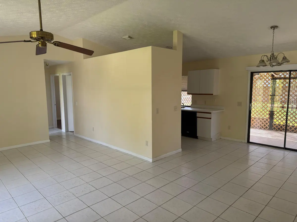 7db5b75b-9a52-4b06-91ac-28f2a729bf11 at 166 SW Ray Avenue, Port St. Lucie