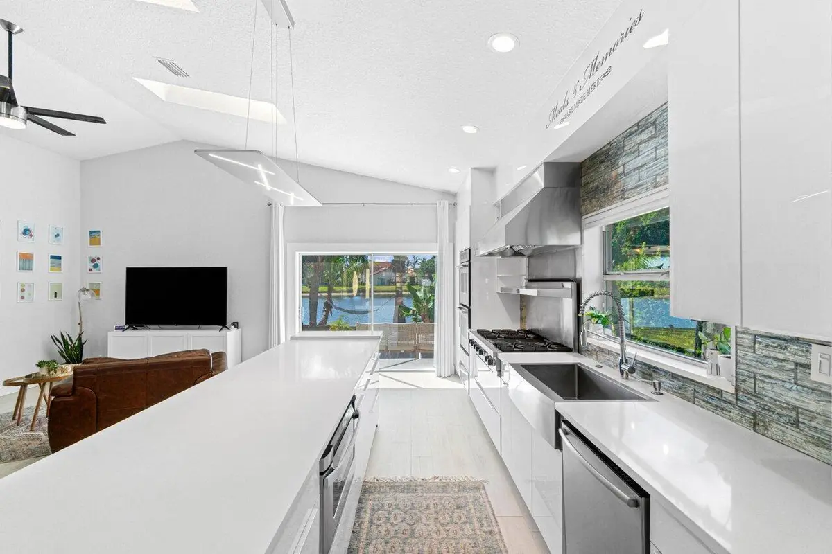 Kitchen at 6143 Windlass Circle, Boynton Beach