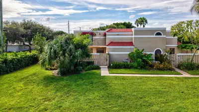 3930 VILLAGE Drive C, Delray Beach – Townhouse for sale
